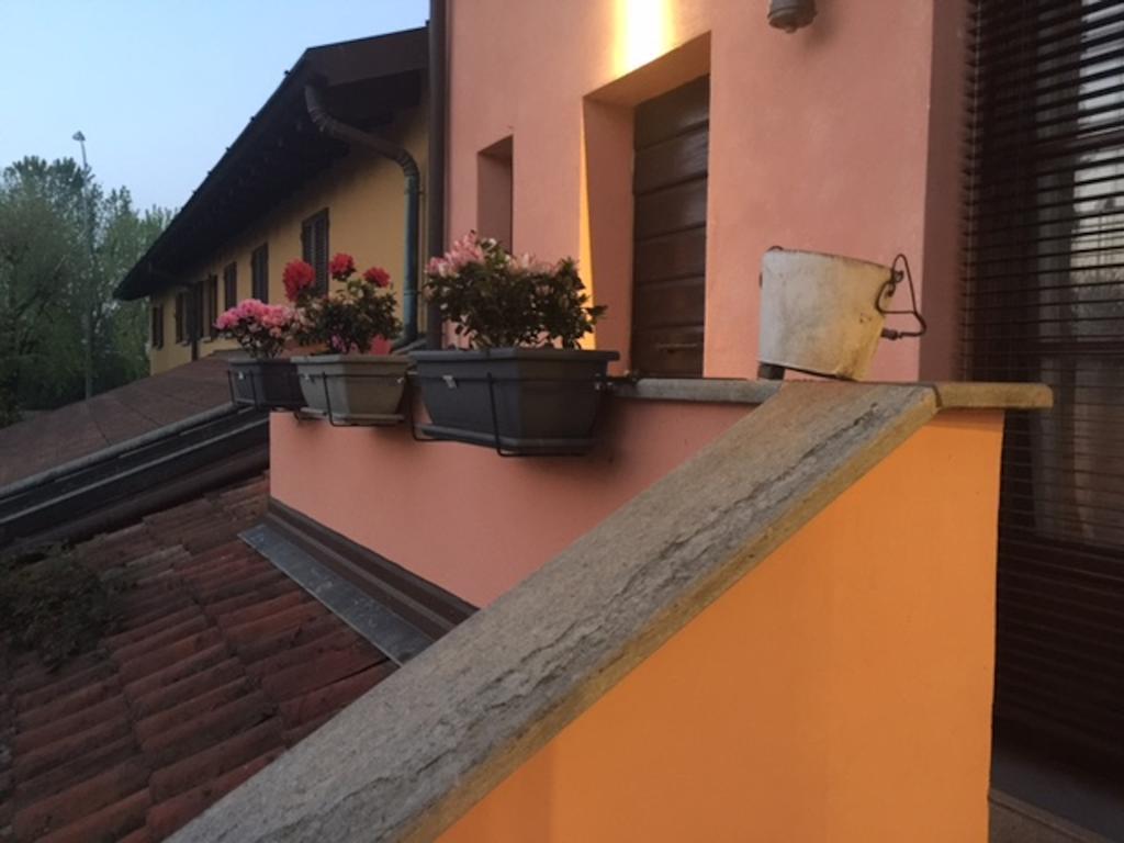 サン・ジュリアーノ・ミラネーゼ Casa Rosa Bed & Breakfast エクステリア 写真