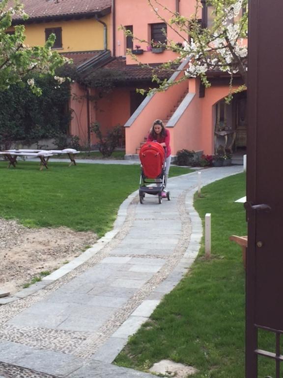 サン・ジュリアーノ・ミラネーゼ Casa Rosa Bed & Breakfast エクステリア 写真