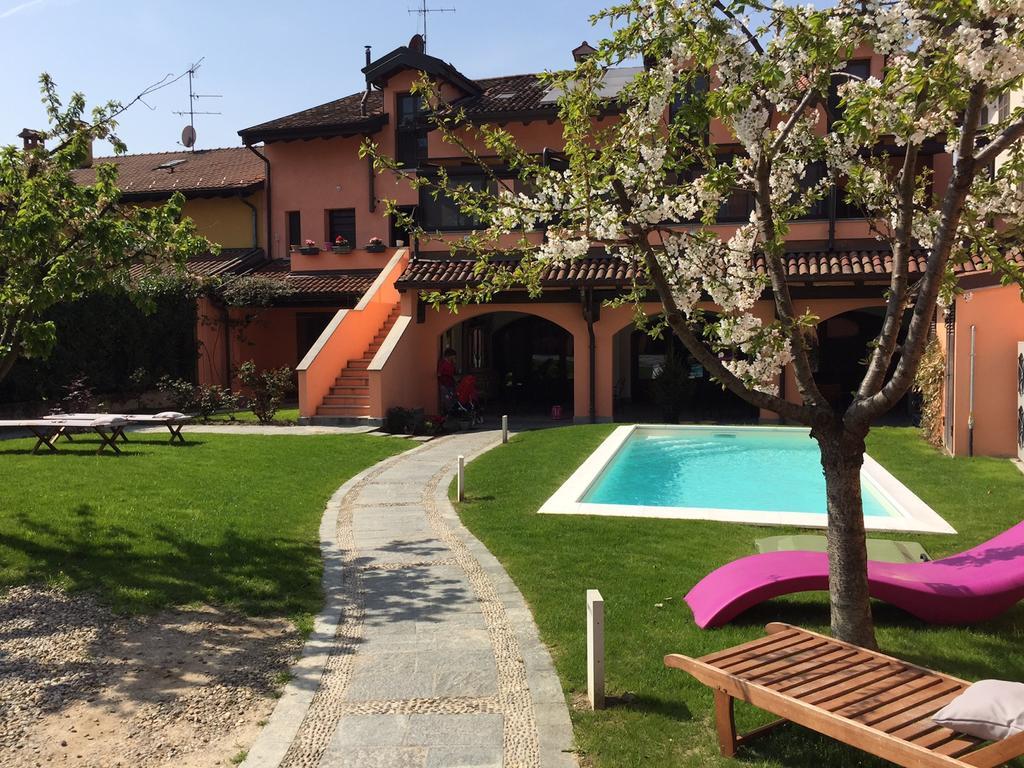 サン・ジュリアーノ・ミラネーゼ Casa Rosa Bed & Breakfast エクステリア 写真